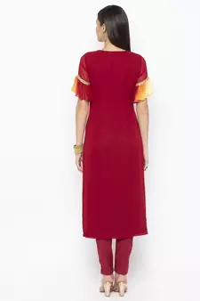 Maroon embroidered georgette kurta &-sets
