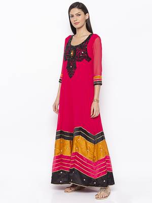 Pink embroidered georgette kurta &-sets 3