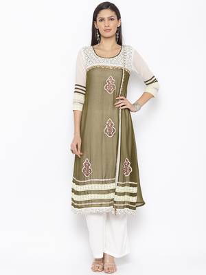 Green embroidered georgette kurta &-sets 2