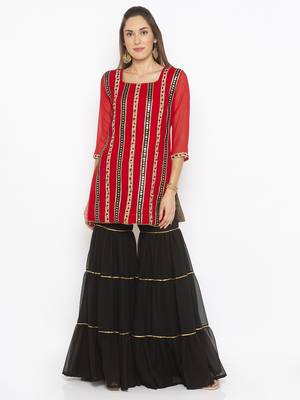 Red embroidered georgette kurta &-sets 2