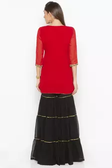 Red embroidered georgette kurta &-sets