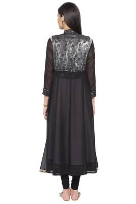 Grey embroidered crepe kurta &-sets 4