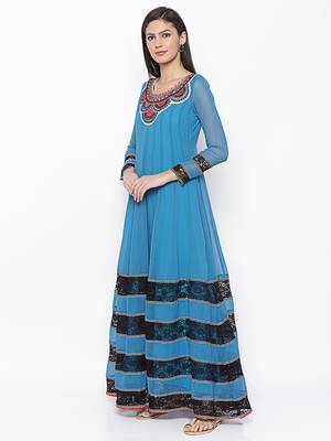Blue embroidered georgette kurta &-sets 3
