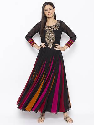 Black embroidered georgette kurta &-sets 1