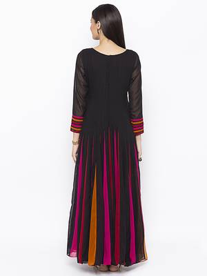 Black embroidered georgette kurta &-sets 4