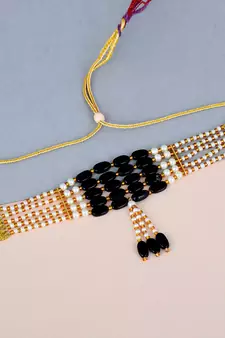 Traditional Pearl Necklaces