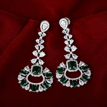 Traditional Diamond Earrings with Green Monalisa stone 2