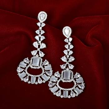 Traditional Diamond Earrings 2