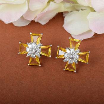 Monalisa Studs Earrings 1