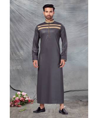 Fine poly and cotton mix Traditional Full Sleeve Chinese Collar Solid Stitched Thobe For Mens 1