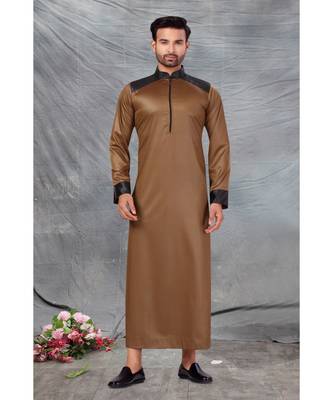 Fine poly and cotton mix Traditional Full Sleeve Chinese Collar Solid Stitched Thobe For Mens 1