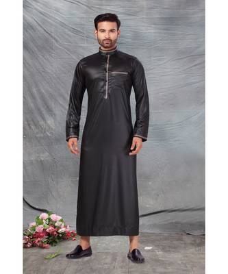 Fine poly and cotton mix Traditional Full Sleeve Chinese Collar Solid Stitched Thobe For Mens 1