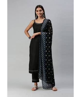 Women Black Gotta Patti Kurta with Pant & Foil Printed Dupatta 1