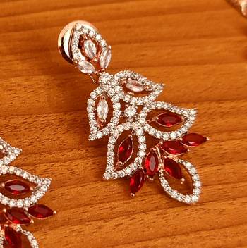 Red necklace-sets 2