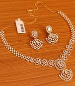 White necklace-sets