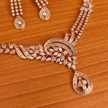 White necklace-sets 3