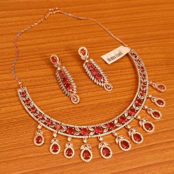 Red necklace-sets 1