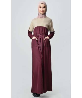 Women's Contrast colorblocked Sand Jersey Abaya dress for Travel Maroon and Sand 1