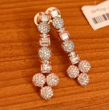 White necklace-sets 2