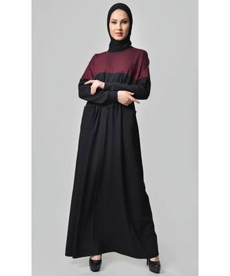 Women's Contrast colorblocked Sand Jersey Abaya dress for Travel Maroon and Black 1