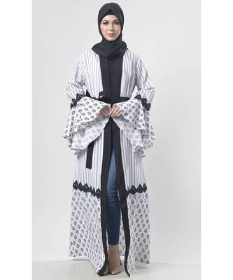 Women's Black crepe Bell sleeves laced Partywear Abaya Shrug 1