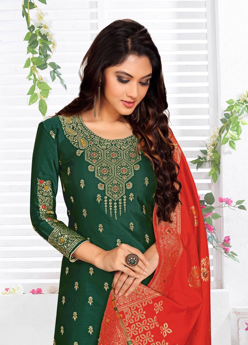 Trendmalls Green embroidered jacquard Party Wear Kurta Pant with Dupatta Salwar Suit Set