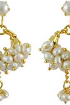 White pearl earrings