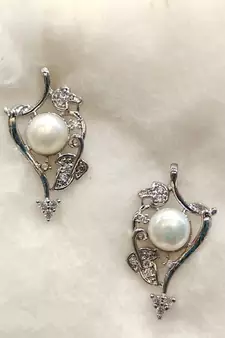 White pearl earrings