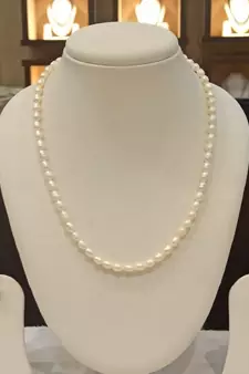 White pearl necklaces