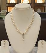 White pearl necklaces