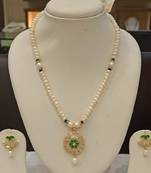 Multicolor pearl necklaces