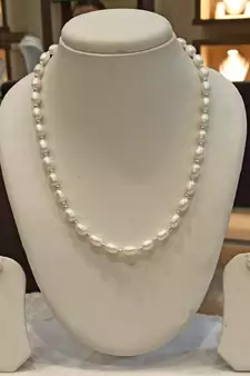 White pearl necklaces