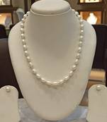 White pearl necklaces