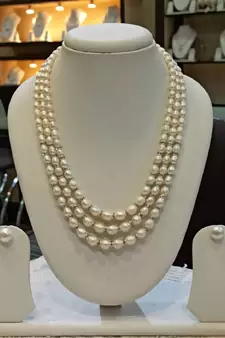 White pearl necklaces