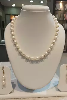 White pearl necklaces