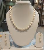 White pearl necklaces