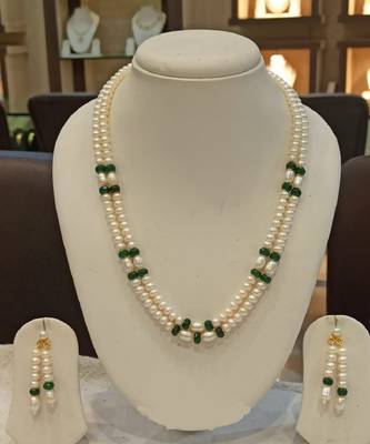 Multicolor pearl necklaces 1