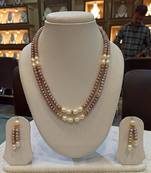 Multicolor pearl necklaces