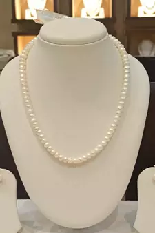 White pearl necklaces