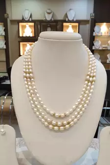 White pearl necklaces