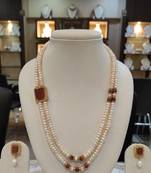 Multicolor pearl necklaces