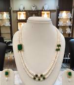 Multicolor pearl necklaces