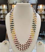 Multicolor pearl necklaces
