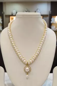 White pearl necklaces