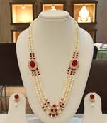 Multicolor pearl necklaces