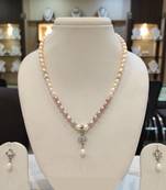 Multicolor pearl necklaces