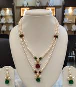Multicolor pearl necklaces