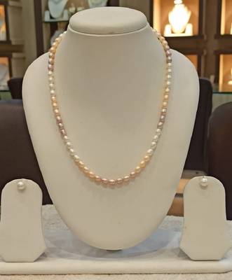 Multicolor pearl necklaces 1