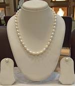 White pearl necklaces