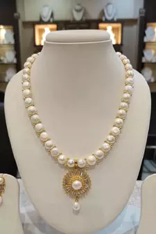 White pearl necklaces